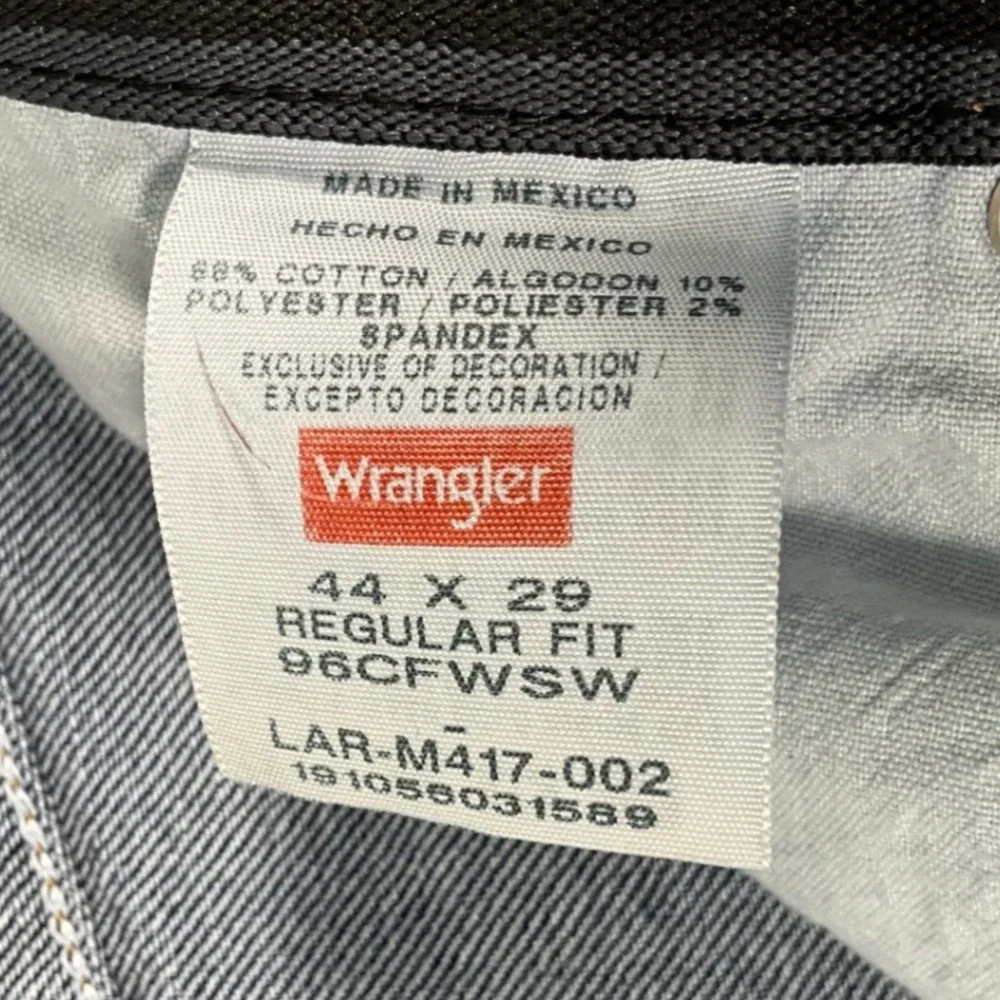 Wrangler Mens Blue Denim Straight Leg Jeans Premium Quality Comfort 44x29